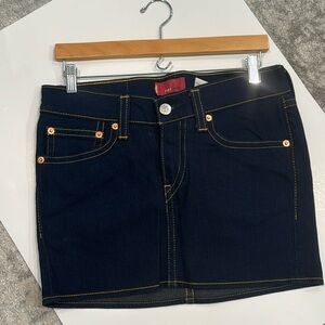 Levi’s Type 1 Jeans Dark Blue Denim Mini Skirt. Size M.